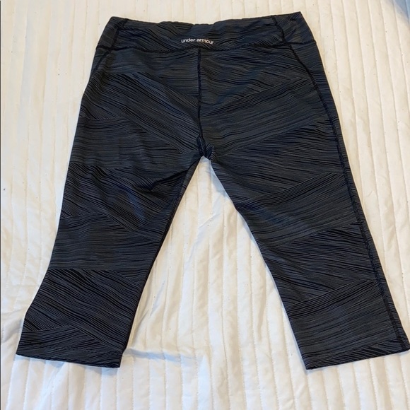 Under Armour Heat Gear Leggings - Picture 3 of 3